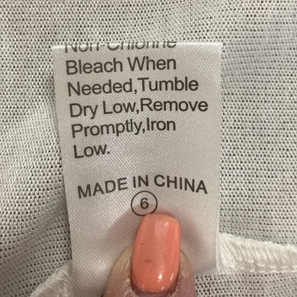 C+D+M Collection EUC Round Neck Color Block Patch Pocket Lightweight Shirt Large - Picture 13 of 14